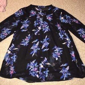 Women’s Flower Pattern Top